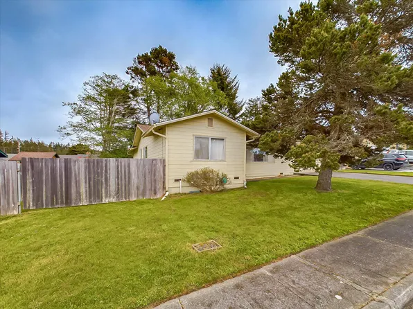 2243 William Ct, McKinleyville, CA 95519