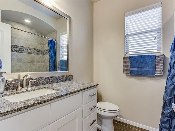 5th image of 1088 Gunnerside St