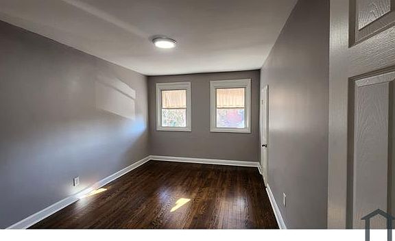 4th image of 3614 Manchester Ave
