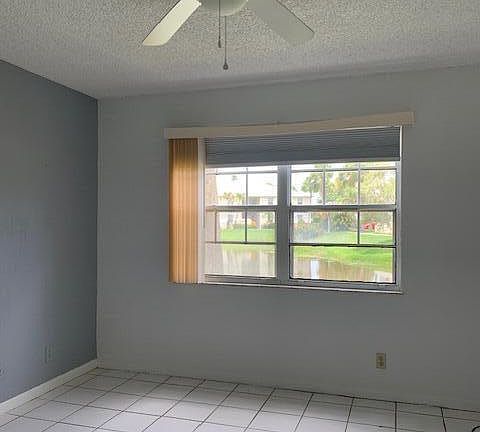 4th image of 1565 SE Royal Green Cir #108