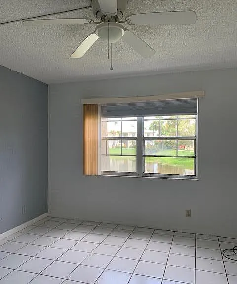 1565 SE Royal Green Cir #108 — Photo 4