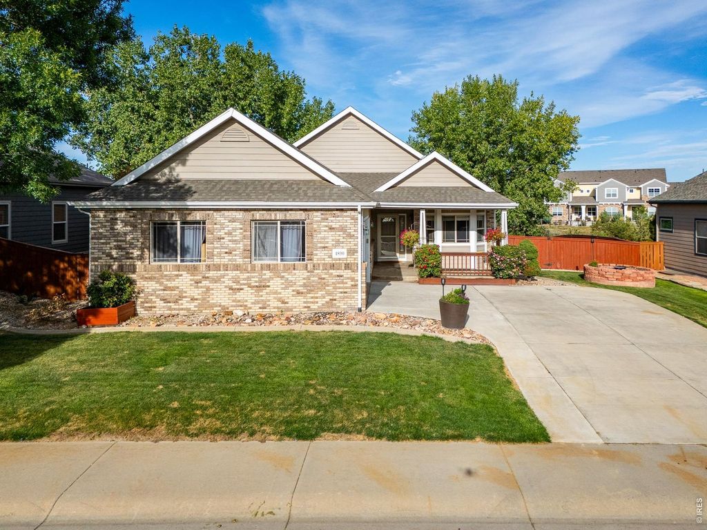 4890 Avon Ave
