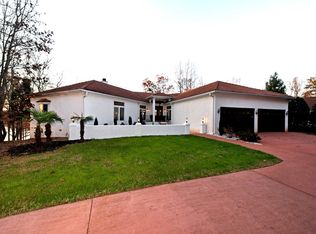 10018 Saw Mill Rd, Charlotte, NC 28278