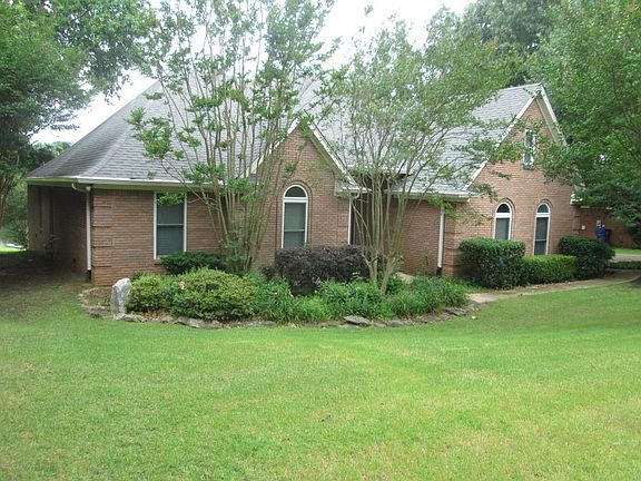 2nd image of 8829 Thunderbird Dr E