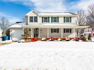 1060 S Main St, Grafton, OH 44044