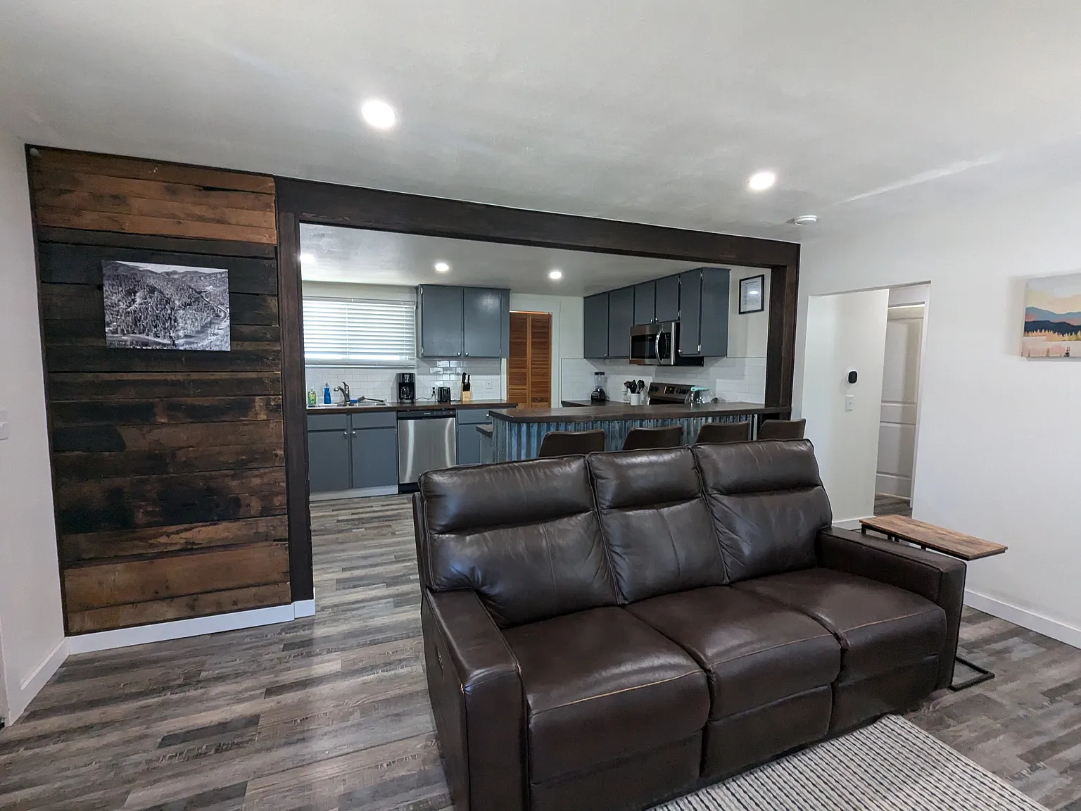 2 bed, 829 sqft, $2,000 — Photo 4