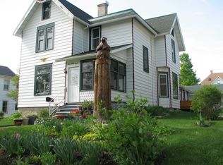 328 Park Ave, Beaver Dam, WI 53916