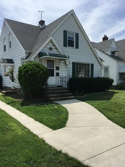 1st image of 7601 Wooster Pkwy