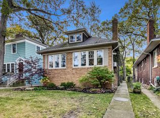 2416 Isabella St, Evanston, IL 60201