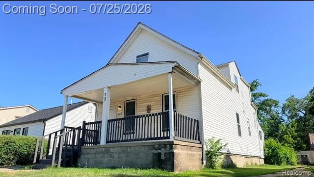 7068 Ford Ave — Photo 2