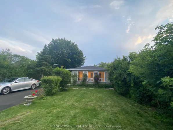 898 Reytan Blvd, Pickering, ON L1W 1Y7