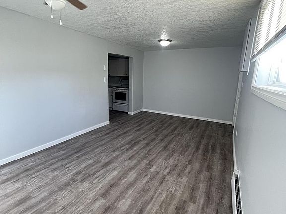 3rd image of 9707 103rd Ave #6