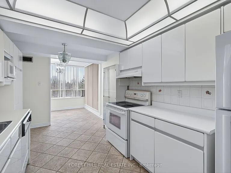 343 Clark Ave W #203 — Photo 6