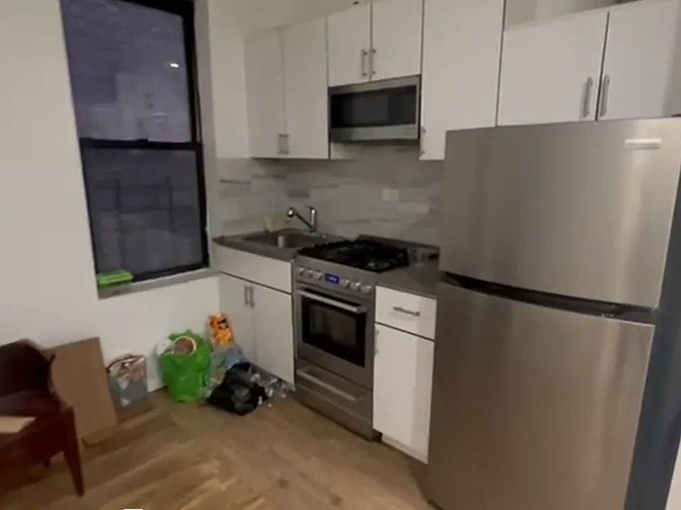 2485 Elm Pl #1B