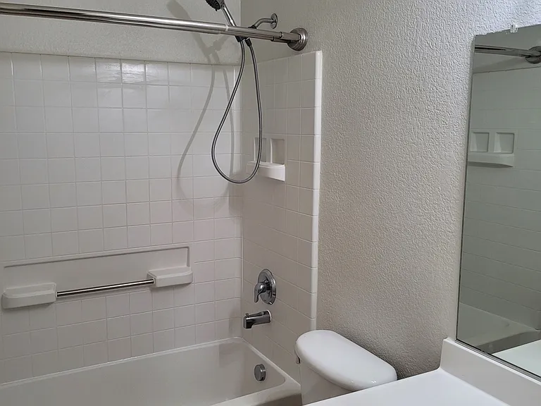 2608 Plantation Dr — Photo 25