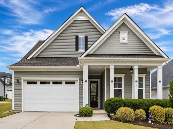 313 Warm Wind Dr, Clayton, NC 27527