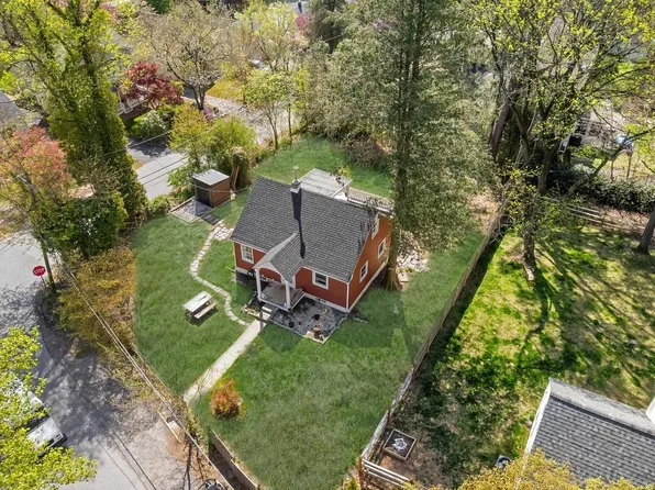 36 Park Ave, Media, PA 19063