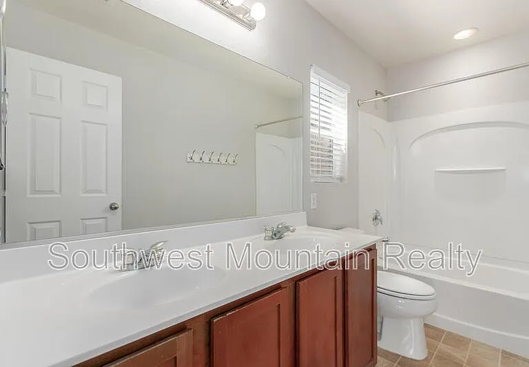 5179 E Silverbell Rd — Photo 18