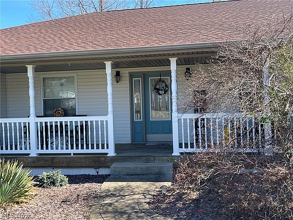 2nd image of 313 Brooktree Dr