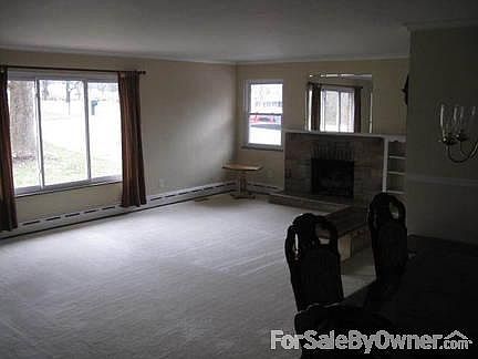 23X23 Living Room
						:
						Gas Fireplace!
