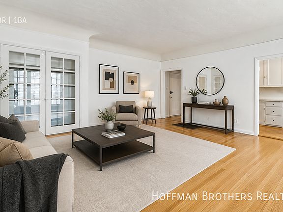 4th image of 351 N Sierra Bonita Ave APT 3