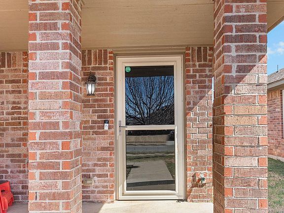 2nd image of 5614 Marblewood Dr