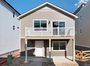 46510 Avery Lane, Bennett, CO 80102