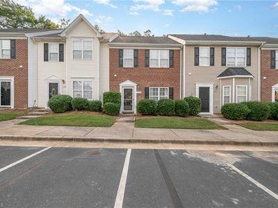 138 Queensberry Ct, Greensboro, NC, 27405
