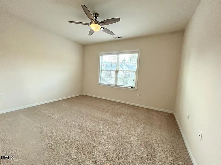 403 Daylin Dr — Photo 44