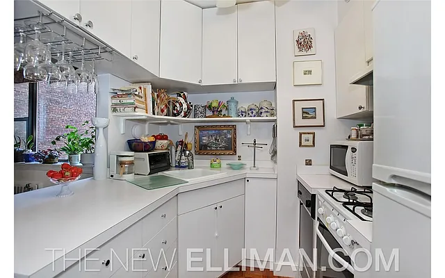 Sold by Douglas Elliman | media 3