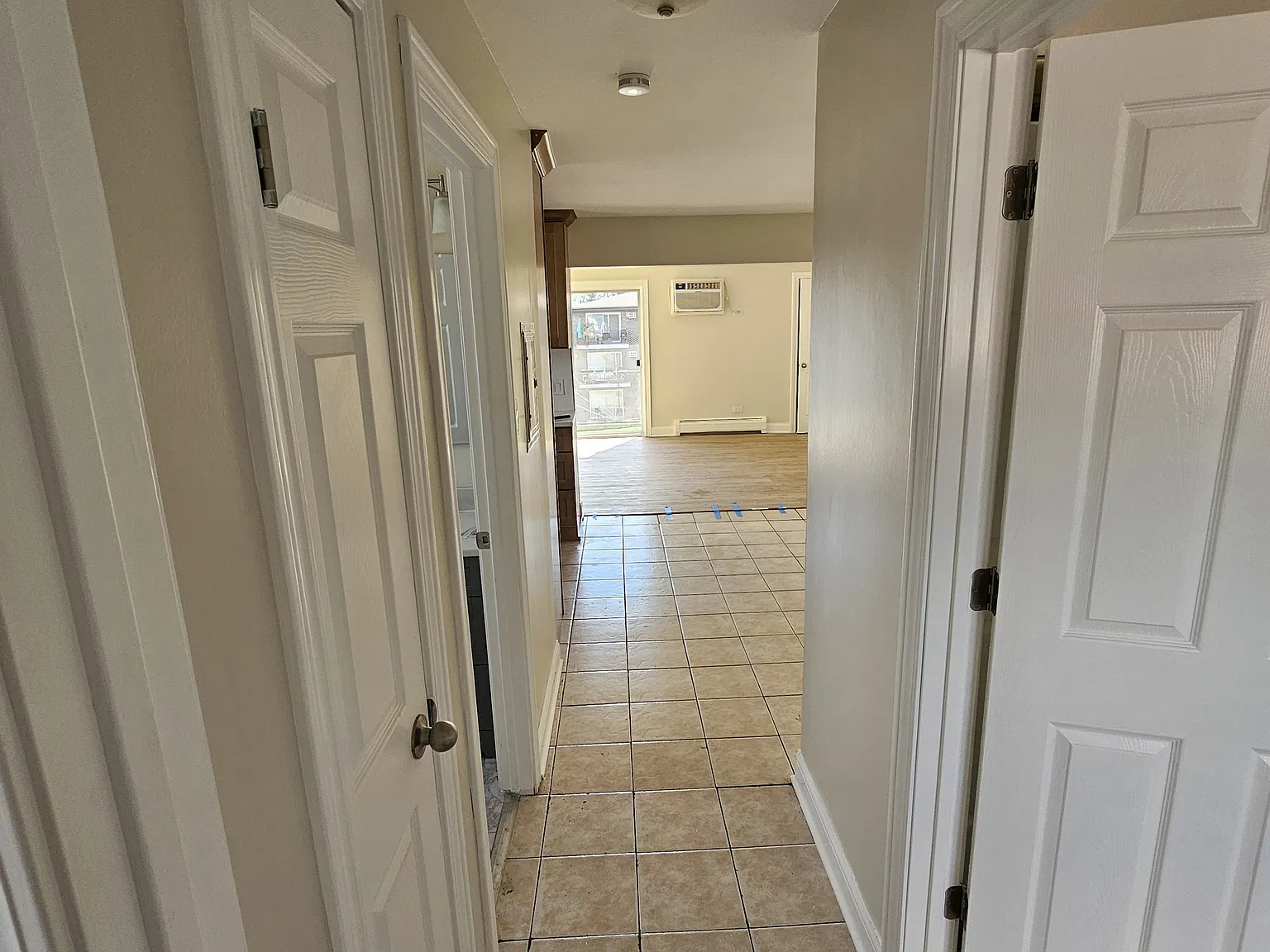 2 bed, 950 sqft, $1,800 — Photo 4