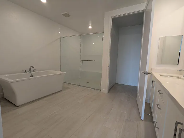 3504 Rivington — Photo 5