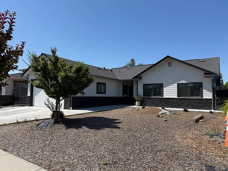 3461 Santiago Dr — Photo 25