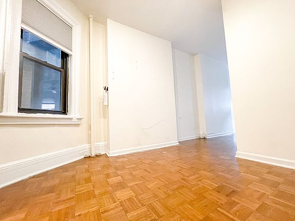 4th image of 146 W 17th St APT 3D