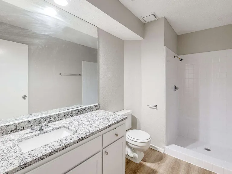 2538 Windy Pine Ln — Photo 10