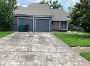 7723 Candlegreen Ln, Houston, TX 77071