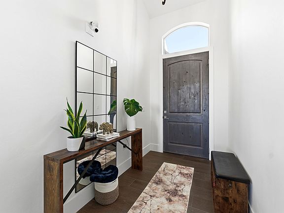 4th image of 223 N Ranch Rd W