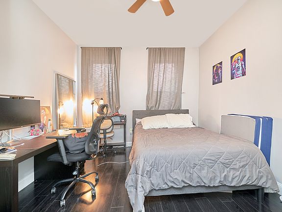 5th image of 139 Norfolk St APT 1B