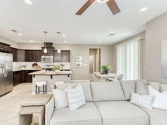 5th image of 3037 Roche Ln