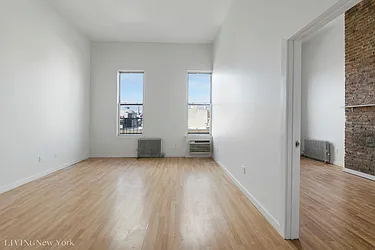 Rented by Living New York