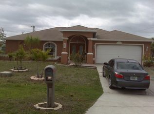 606 SE 23rd St, Cape Coral, FL 33990