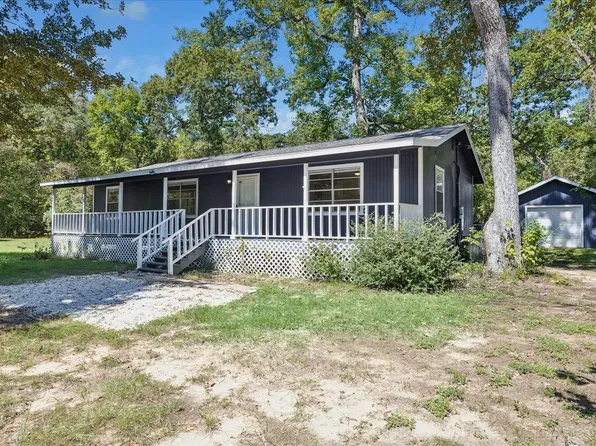 184 Hall Dr S, Montgomery, TX 77316