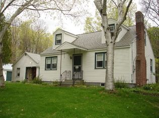 169 Groesbeck Rd, Feura Bush, NY 12067