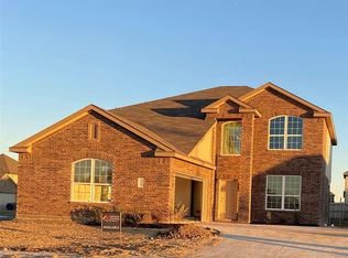 369 Christian Rd, Ennis, TX 75119