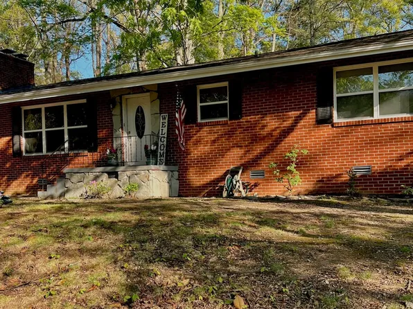 1212 Pilleaux Dr, Knoxville, TN 37912