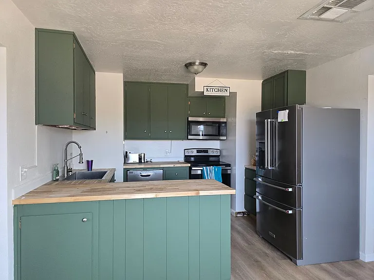 5363 Weiman Ave — Photo 7
