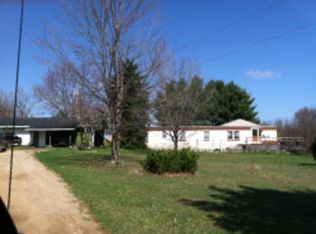 1515 Phelps Lake Rd, Mayville, MI 48744