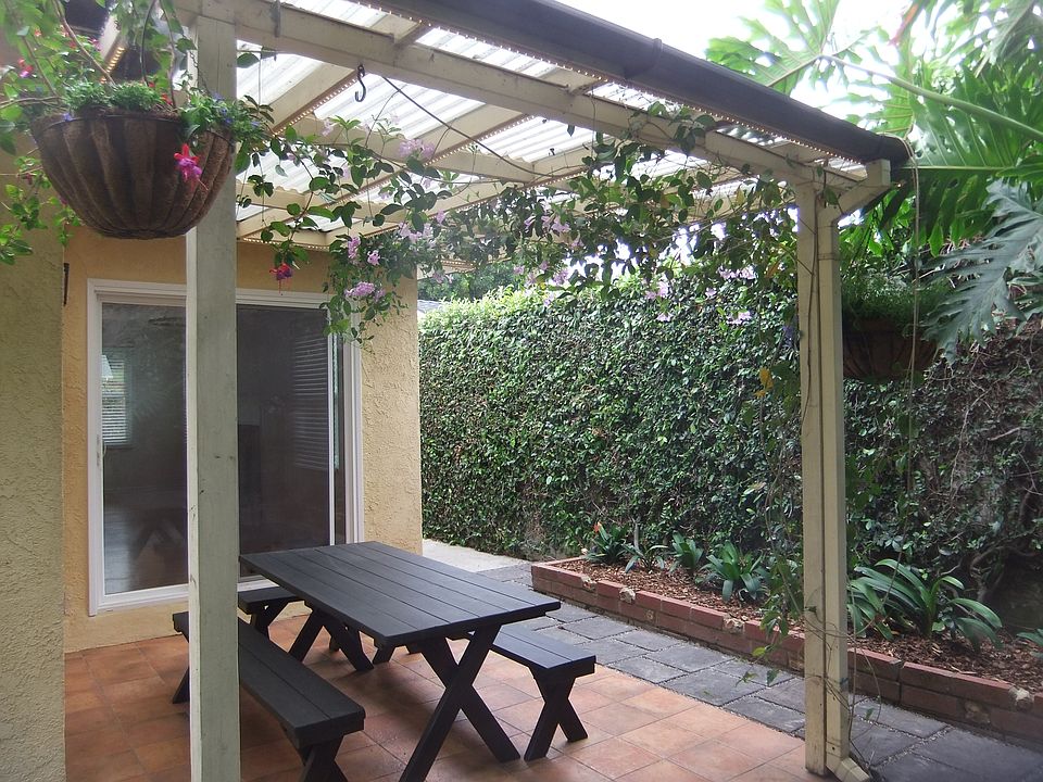 Patio / Dining room door