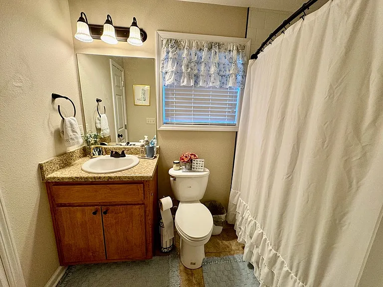 1402 Park St #42 — Photo 12