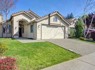 225 Rochelle Ct, Roseville, CA 95661